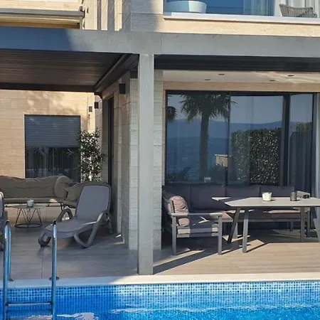 Апартаменты Front Fran