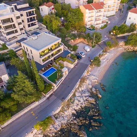 Front Fran Апартаменты